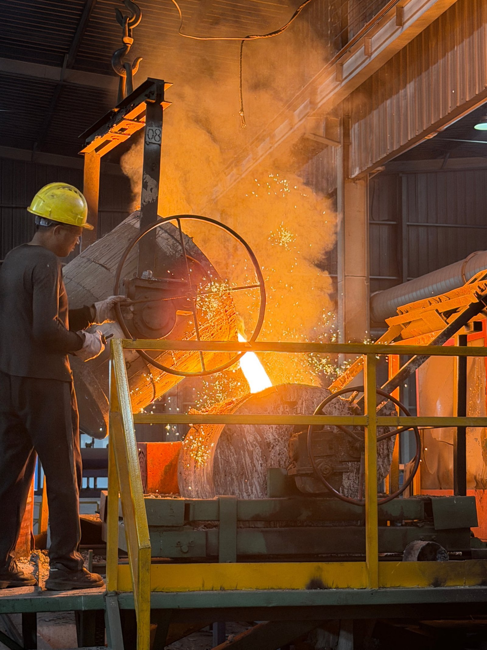 Automatic Casting System with Alloy Control